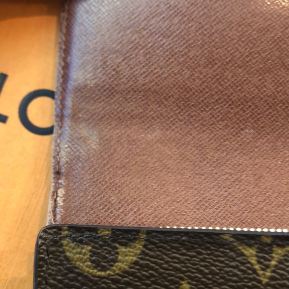 Authentic Louis Vuitton Monogram Sarah Long Wallet with Box - Picture 11 of 15